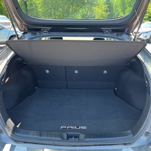 صورة مصغرة 42 لـ 2017 Toyota PRIUS THREE