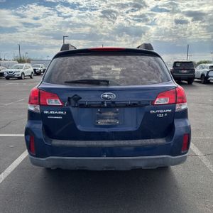 2010 Subaru OUTBACK 2.5I — фото 7