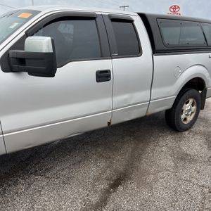 FORD F-150 XLT - 4