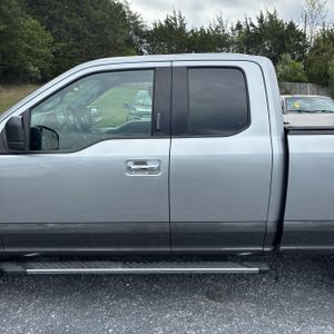 FORD F-150 XLT - 4