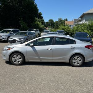2018 KIA FORTE LX photo 3