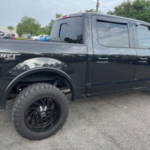 FORD F-150 LARIAT - 9