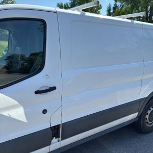 FORD TRANSIT 150 - 3