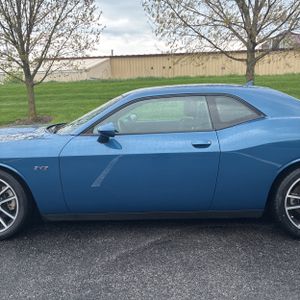 DODGE CHALLENGER - 4