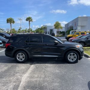 FORD EXPLORER XLT - 10
