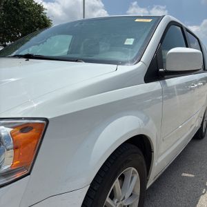 DODGE GRAND CARAVAN SXT - 2