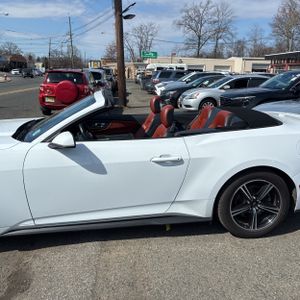 FORD MUSTANG ECOBOOST PREMIUM - 4
