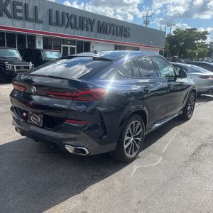 2025 BMW X6 XDRIVE40I 照片 8