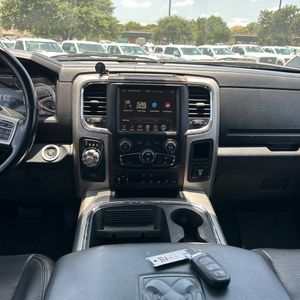 2016 RAM 1500 LARAMIE — миниатюра 30