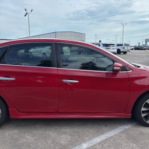 2019 Nissan SENTRA SR TURBO 照片 11