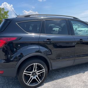 صورة 9 لـ 2019 FORD ESCAPE SEL