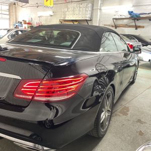 MERCEDES-BENZ E-CLASS - 8