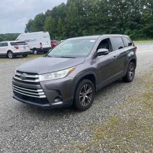 2018 Toyota HIGHLANDER LE 照片 1