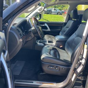 صورة 31 لـ 2017 Toyota LAND CRUISER BASE