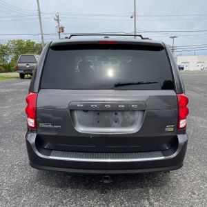 DODGE GRAND CARAVAN - 7