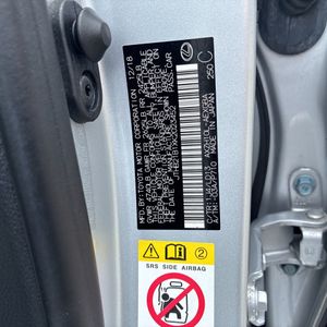 صورة مصغرة 48 لـ 2019 Lexus ES 300H BASE