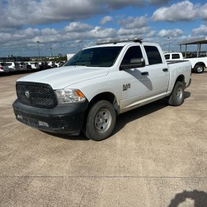 صورة 1 لـ 2023 RAM 1500 CLASSIC TRADESMAN