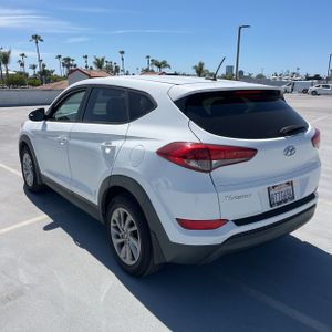 HYUNDAI TUCSON SE - 5