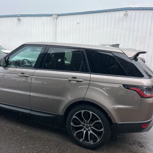صورة 6 لـ 2022 LAND Rover RANGE ROVER SPORT SE