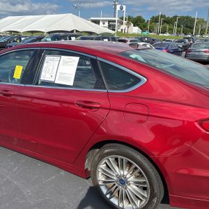 FORD FUSION SE - 6
