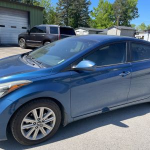 HYUNDAI ELANTRA SE - 2