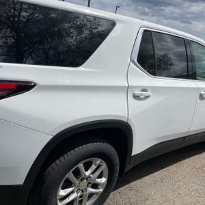 CHEVROLET TRAVERSE LS - 9