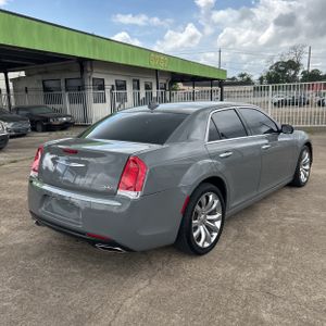 CHRYSLER 300 LIMITED - 8
