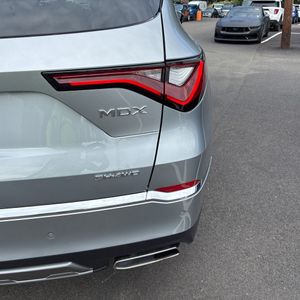 صورة 23 لـ 2025 Acura MDX SH-AWD W/TECH