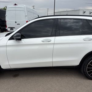 MERCEDES-BENZ GLC - 4