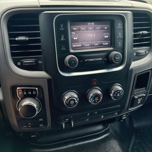 صورة 36 لـ 2022 RAM 1500 CLASSIC TRADESMAN
