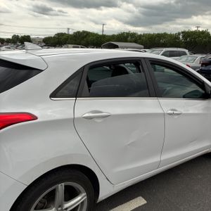 HYUNDAI ELANTRA GT BASE - 9