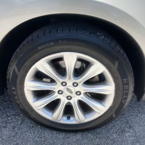 صورة مصغرة 20 لـ 2014 Lincoln MKT BASE