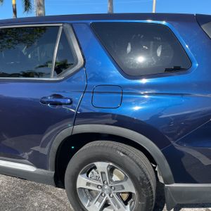 HONDA PILOT EX-L W/REAR CAPTAIN'S CHAIRS - 6