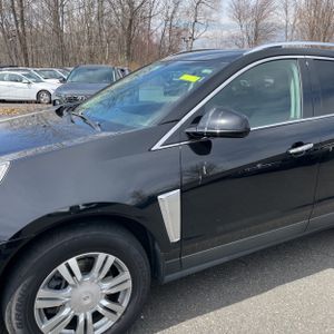 CADILLAC SRX LUXURY COLLECTION - 2