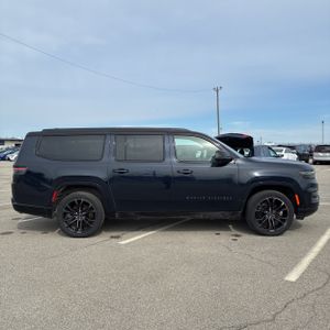 JEEP GRAND WAGONEER L OBSIDIAN - 10