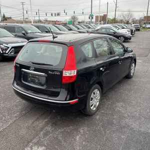 HYUNDAI ELANTRA TOURING GLS - 8