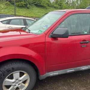 FORD ESCAPE XLT - 2