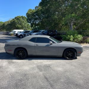 2018 Dodge CHALLENGER SXT 照片 10