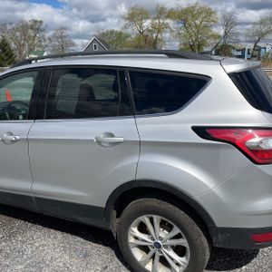 FORD ESCAPE SE - 6