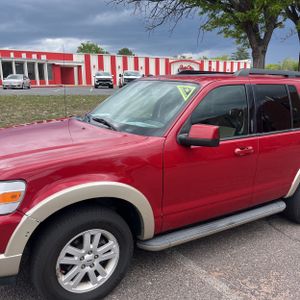 FORD EXPLORER EDDIE BAUER - 2