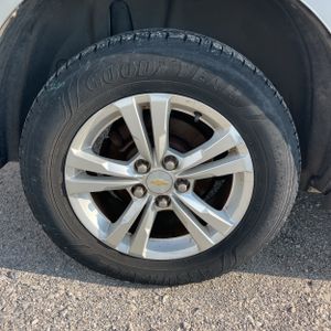 2011 Chevrolet EQUINOX LS 照片 19