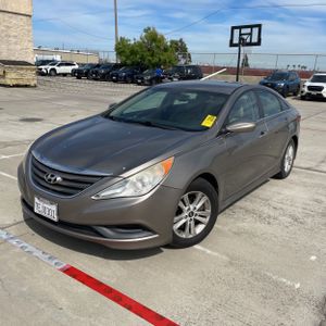 HYUNDAI SONATA GLS - 1