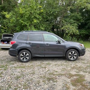 صورة 10 لـ 2017 Subaru FORESTER 2.5I PREMIUM