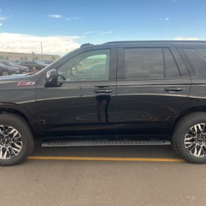 2025 Chevrolet TAHOE Z71 照片 4