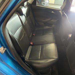 صورة مصغرة 34 لـ 2015 FORD FOCUS SE