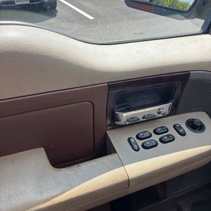 صورة مصغرة 59 لـ 2005 FORD F-150 KING RANCH