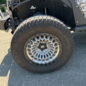 2024 JEEP GLADIATOR WILLYS — миниатюра 17