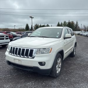 JEEP GRAND CHEROKEE LAREDO - 1