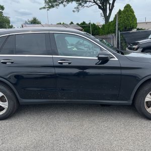 2018 Mercedes-BENZ GLC thumbnail 11