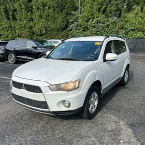 صورة 1 لـ 2012 Mitsubishi OUTLANDER SE